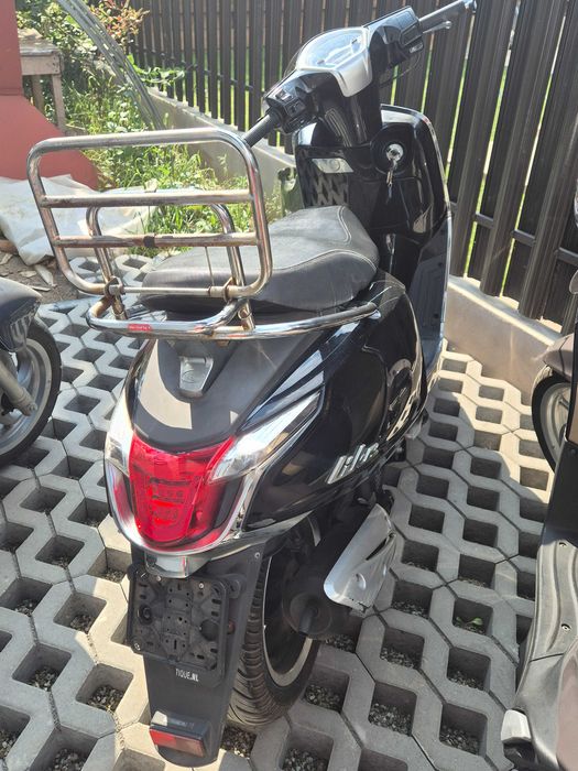Vand scuter Kymco Like - 25km/h - fara permis