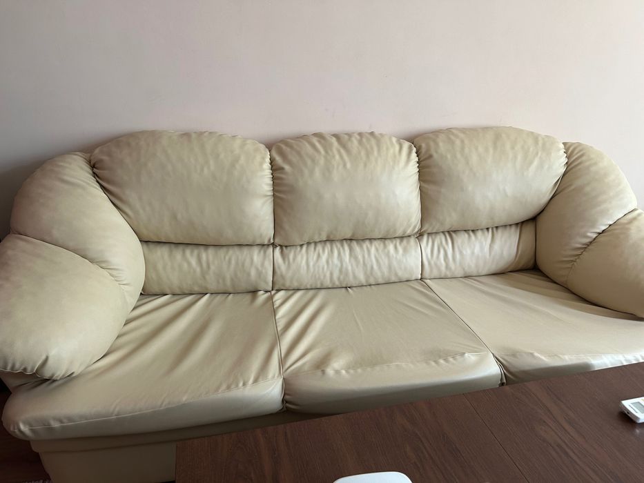 Диван  изкуствена кожа