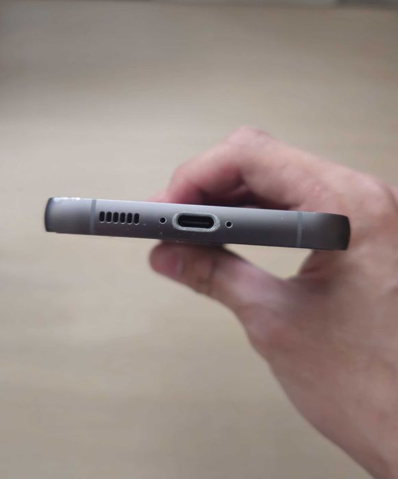 Продам б/у S23 FE 8/256GB оригинал