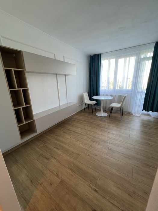 Apartament  de inchiriat