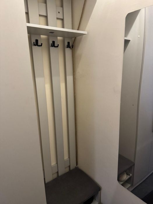 Шкаф для прихожей