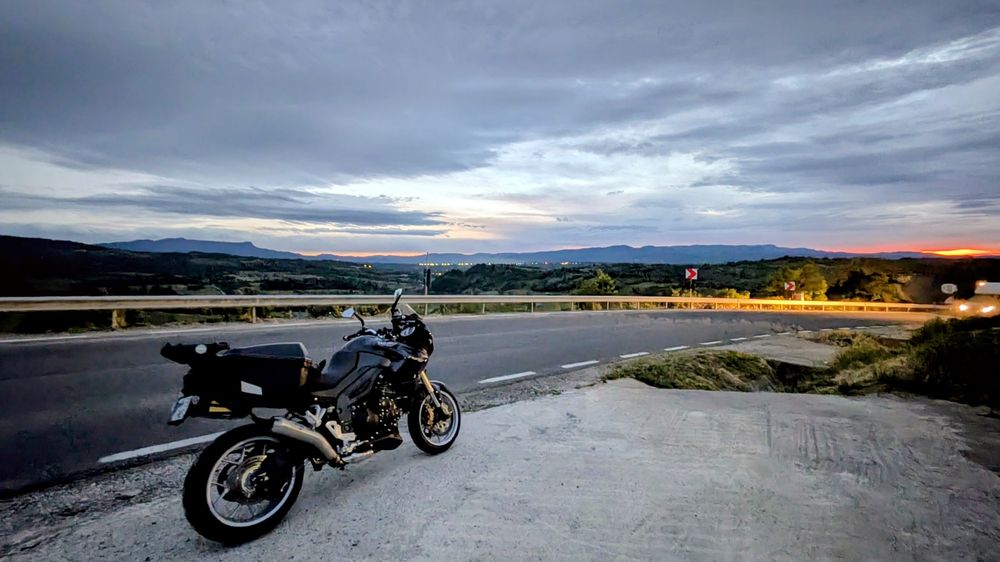 Triumph Tiger 1050 ABS,an 2011 ,54000 km stare exemplară .