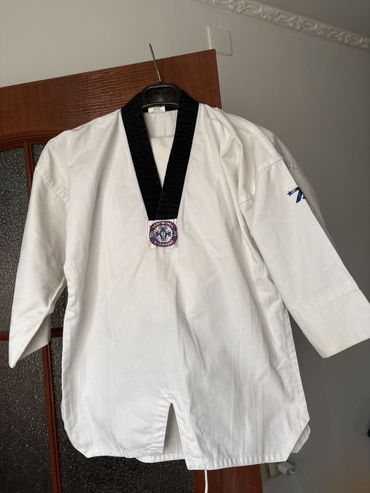 Продаются кимоно, споот одежда и рубашки