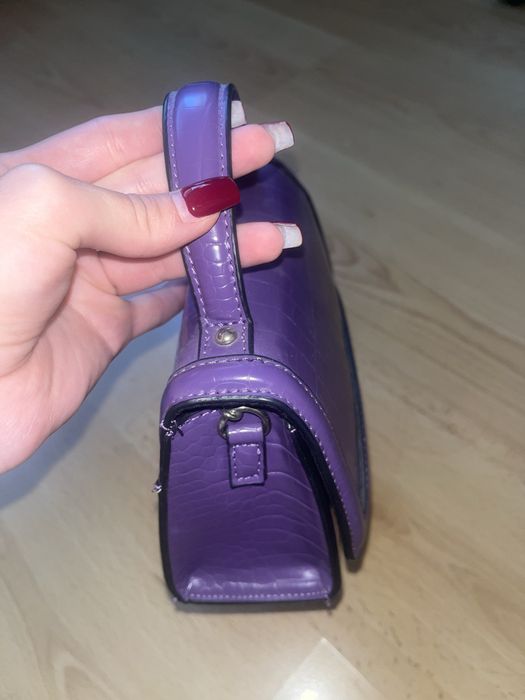 Дамска чанта от Stradivarius