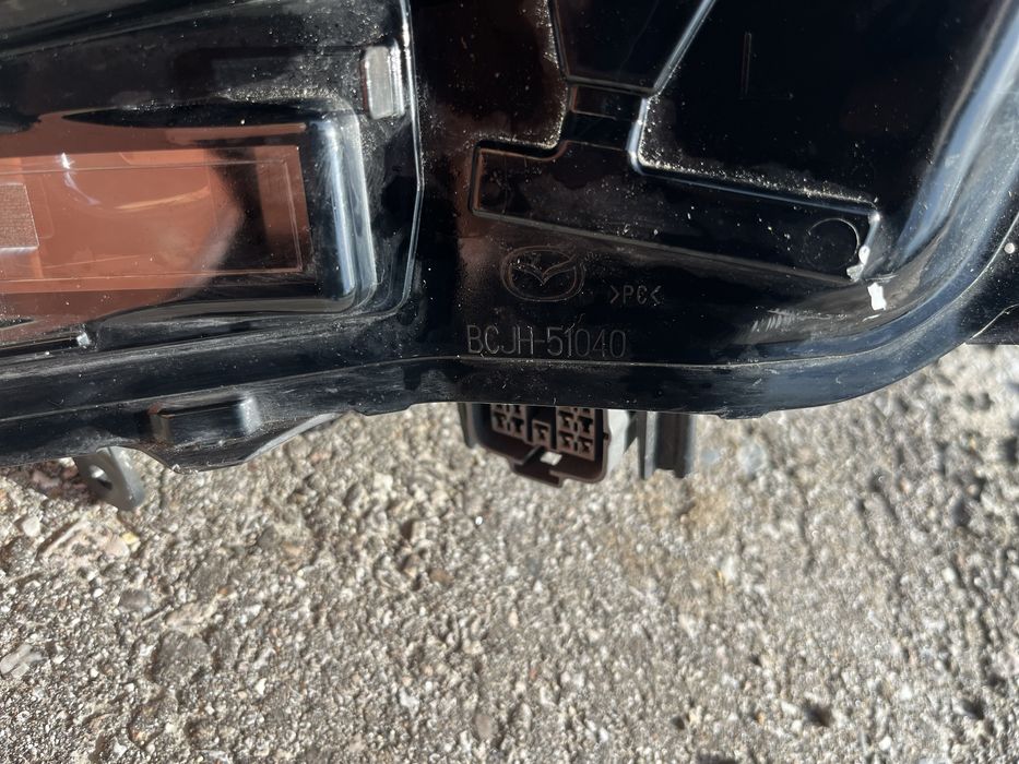 Фар за Mazda 3 2019:2024 / Мазда 3