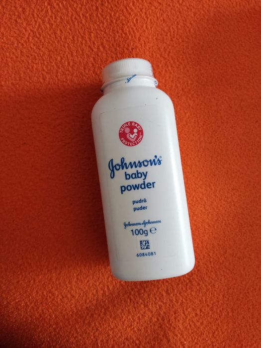 Pudră  johnsons 5 lei buc