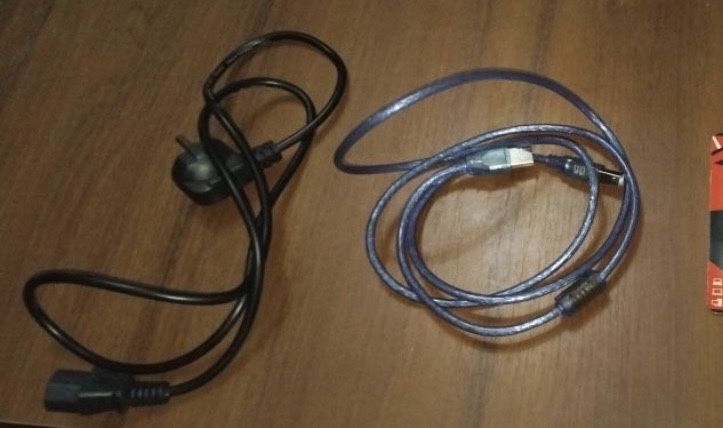 Принтер лазерный рабочий.