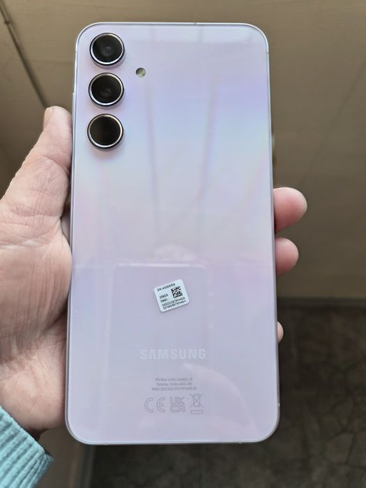 Телефон Самсунг А 55