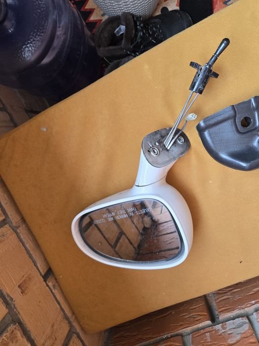 Зеркало матиз правое