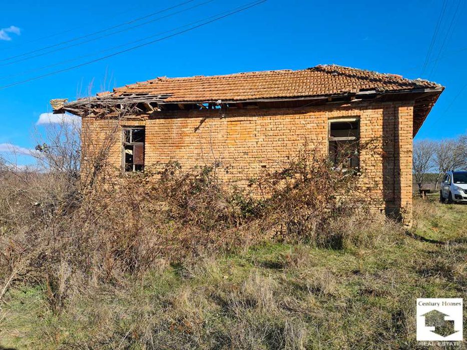 Продава се Къща в с. Владислав, Област Велико Търново - 80 кв.м за 57 €/кв.м - Снимка #1