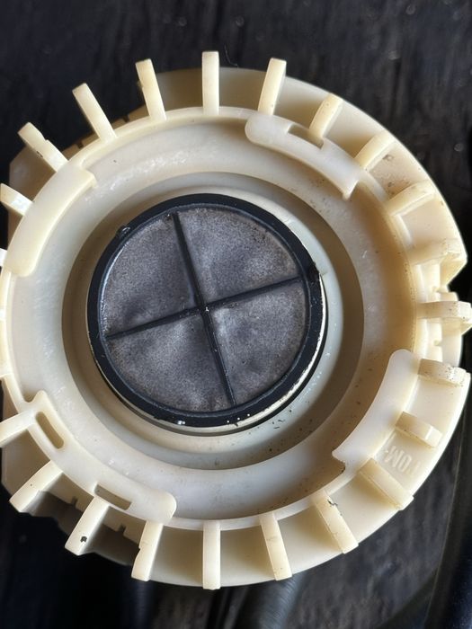 Volkswagen Golf три бензонасос