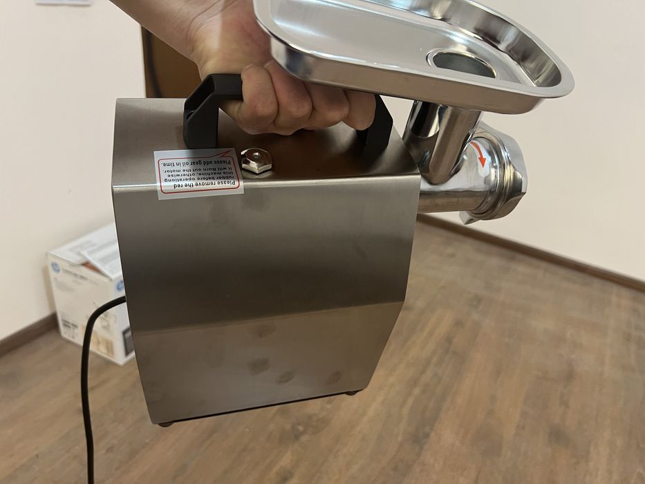 Myasorubka ,Gosht maydalagich, uy uchun kichik mesarobka , мясорубка