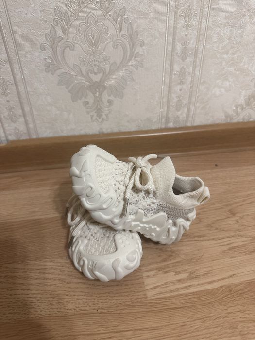 Кроссовки детские 22р.