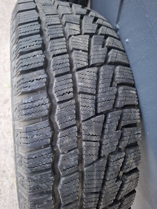 Продам зимние шины