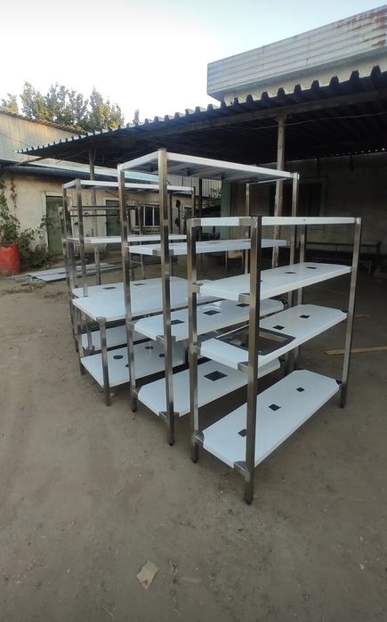 Кухонные оборудование стол мойка стеллажи