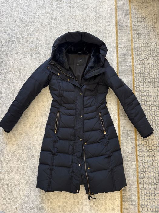 Продам зимний пуховик Zara