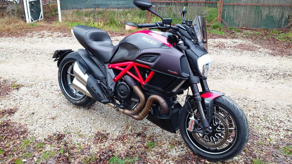 Ducati Diavel Carbon 2015