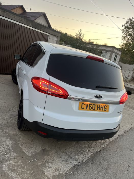 Dezmembrez Ford S Max 2.0 tdci cutie automata Powershift