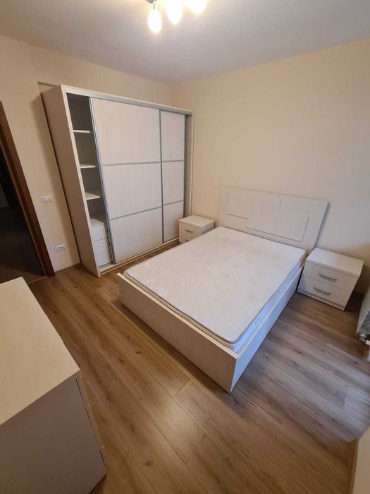 Inchiriez apartament 3camere Precista în bloc nou