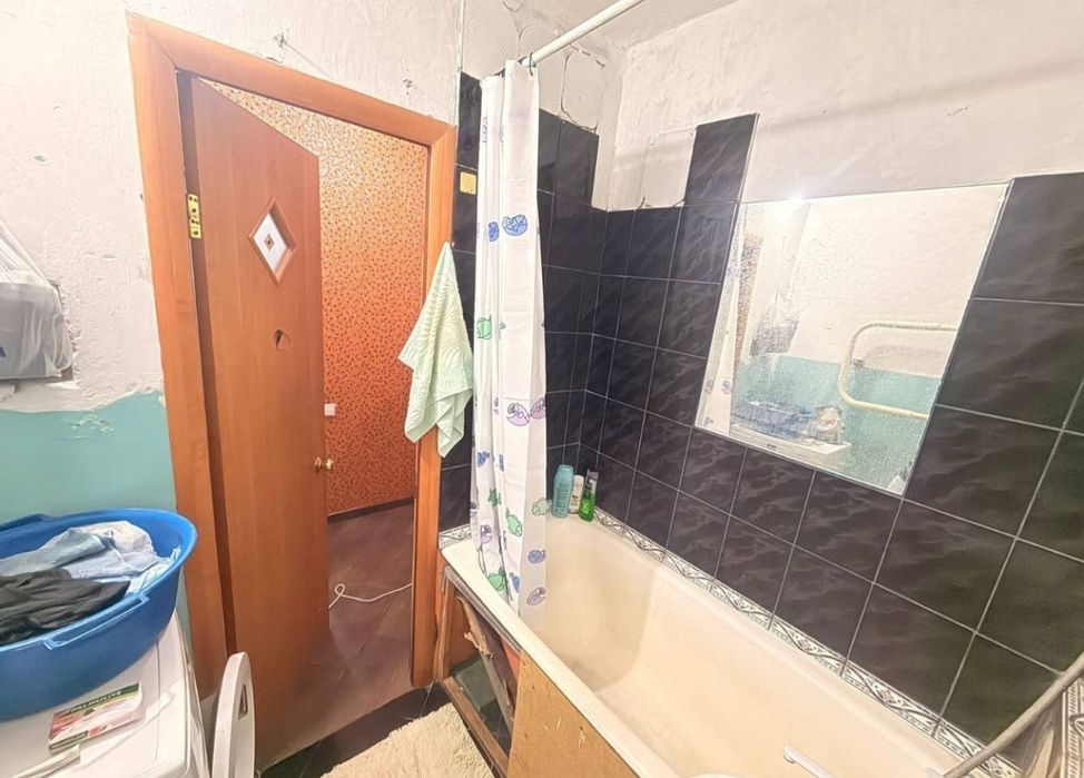 Сдам ком квартиру в 19 мкр