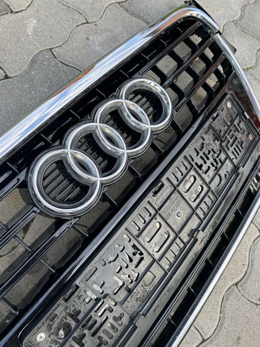 Решетка за Audi A4 B8 (предна)