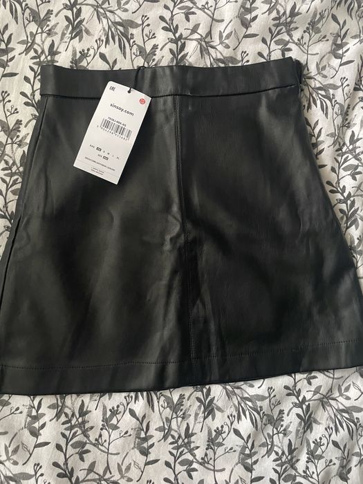 Кожена пола sinsay