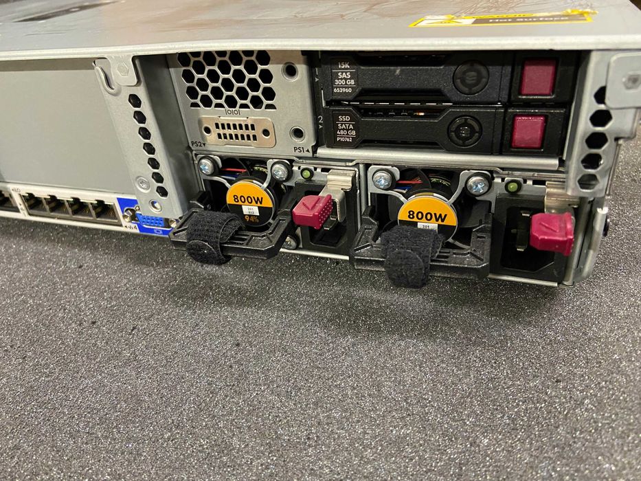 HP StoreEasy 1650 NAS Storage - 2x 10TB SAS HDD, 16GB DDR4 сторидж