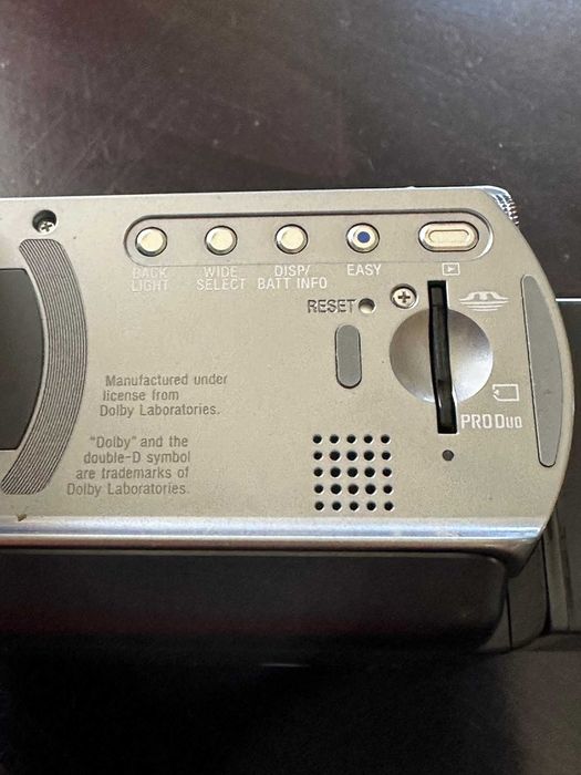 Видеокамера SONY DCR-SR82 HDD 60GB Handycam