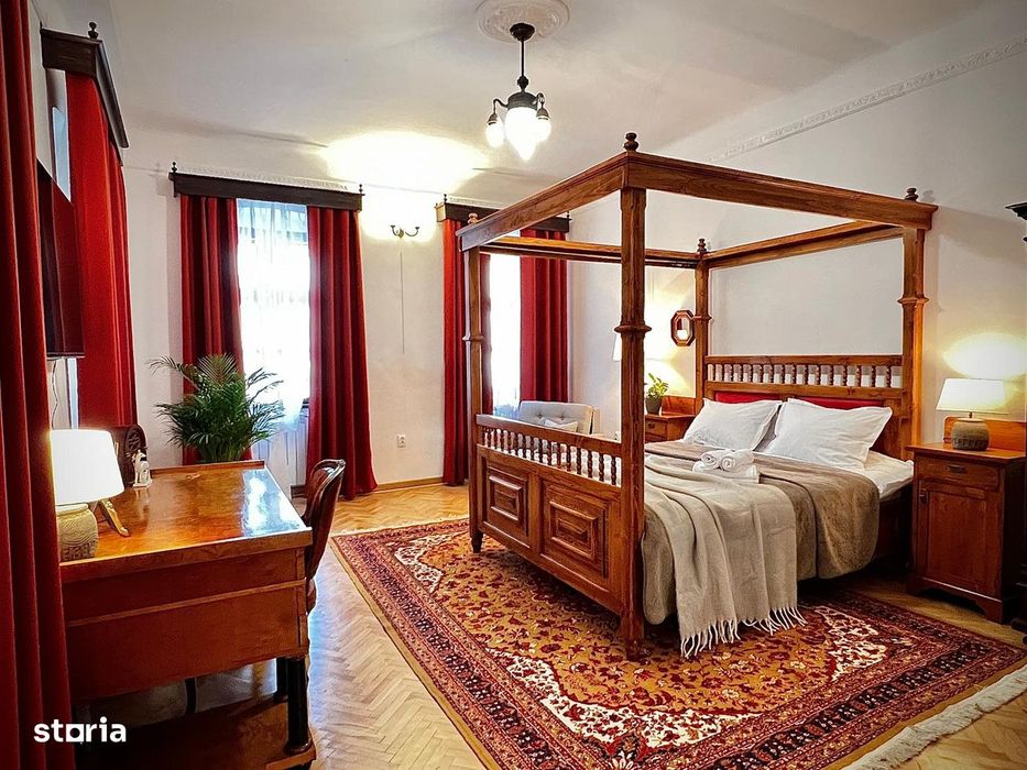 Duplex ultracentral, langa Biserica Neagra