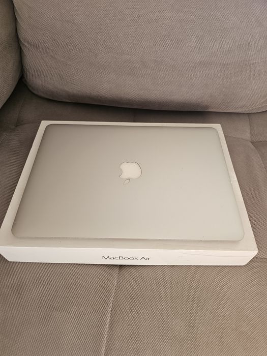 Лаптоп MacBook Air 1466-2015