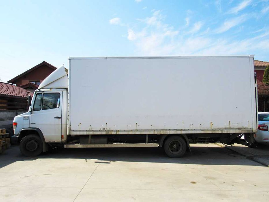 Mercedes Vario 816