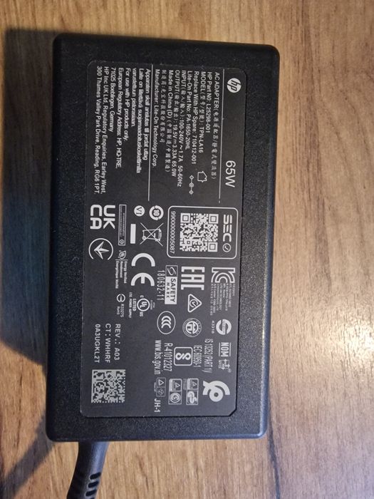 Incarcator 65 w hp