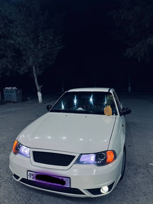 Nexia 2  qaymoq rangli