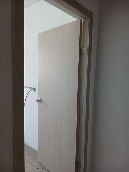 Продам межкомнатные двери новые