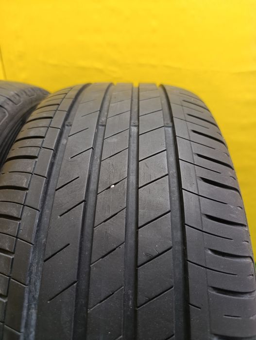 Шины 215.55 R17 Good Year 2шт