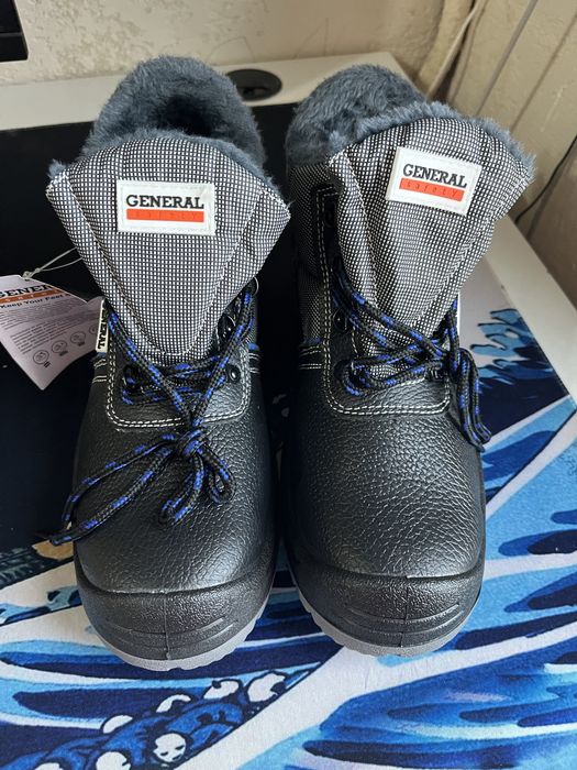 Зимняя спец обувь