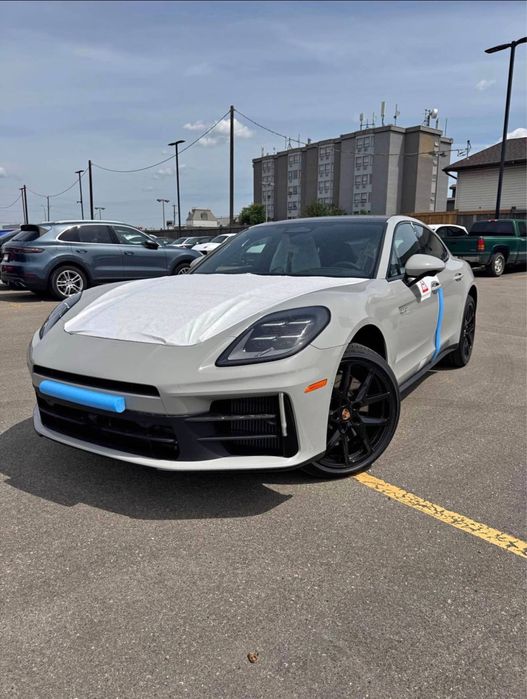 Porsche Panamera 4 E Hybrid 2026 new