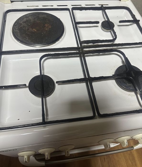 Продаю плиту с духовкой