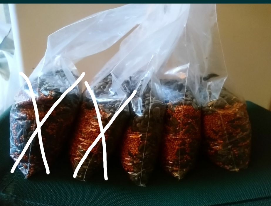 Продам корм для попугаев