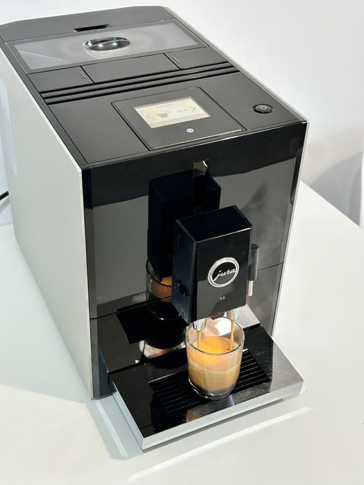 Aparat cafea boabe expresor espressor Jura A9 touch cu touchscreen automat