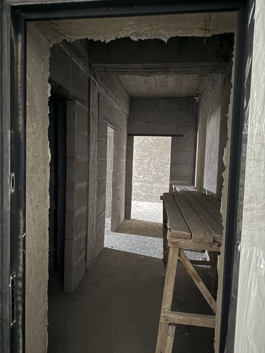 Тезда квартира сотилади