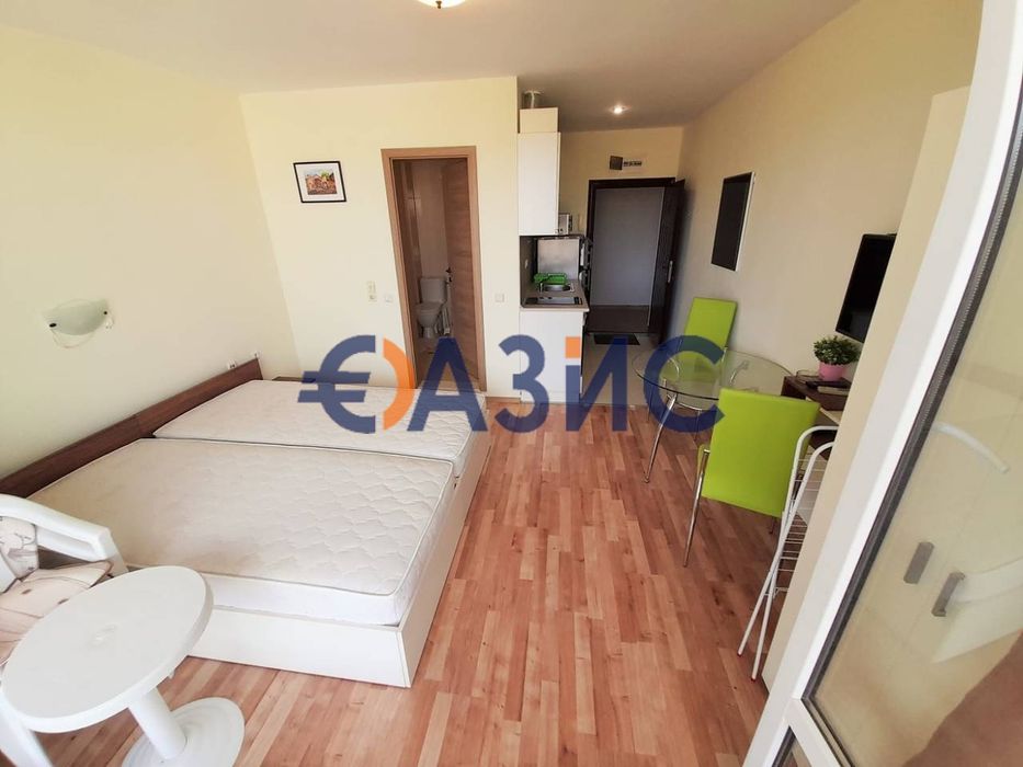 Продава се Едностаен апартамент в к.к. Слънчев бряг - 40 кв.м за 1075 €/кв.м - Снимка #4