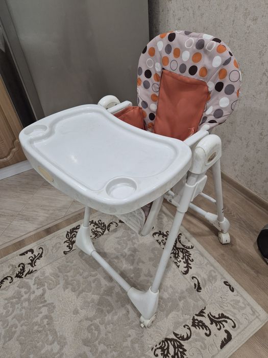 Стул для кормления