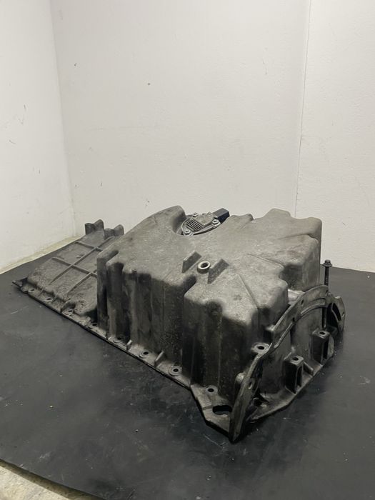 Baie ulei BMW Seria 5 E60 E61 530d 535d 525d 3.0diesel 2.5 diesel