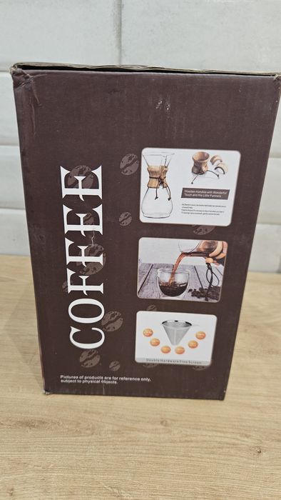 Cafetiera cu inel de lemn