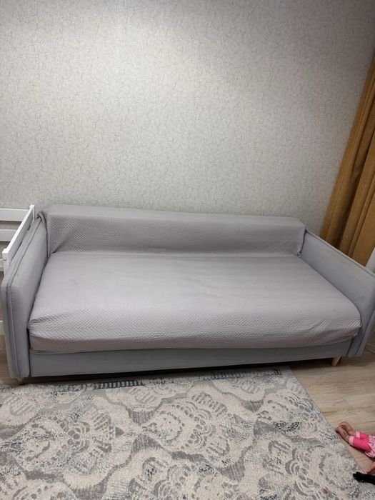 Продам диван в хорошем состоянии