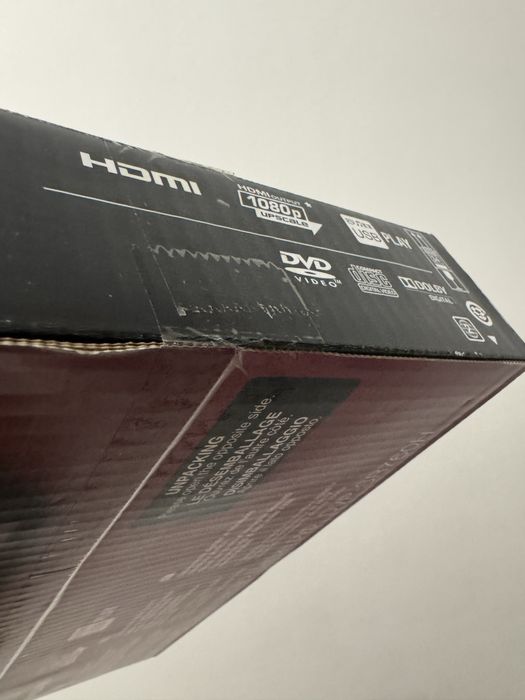 DVD плеър Sony DVP-SR760H