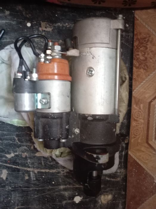 Продам стартер камазовский редукторный новый