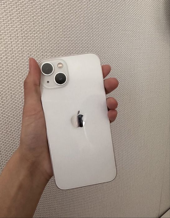 Продам Iphone 13