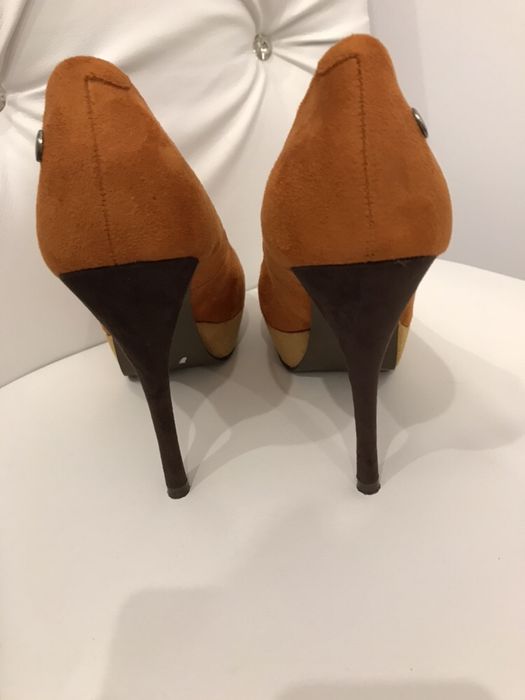 Pantofi Kitten de piele nr.38